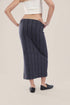 Slim fitting jacquard skirt
